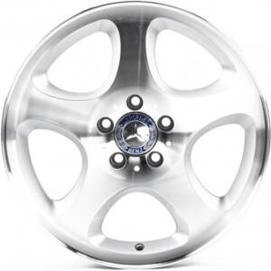 Replica MR331 Silver_Machined_Face R17 8.0J PCD 5x112 ET 37.0 DIA 66.6